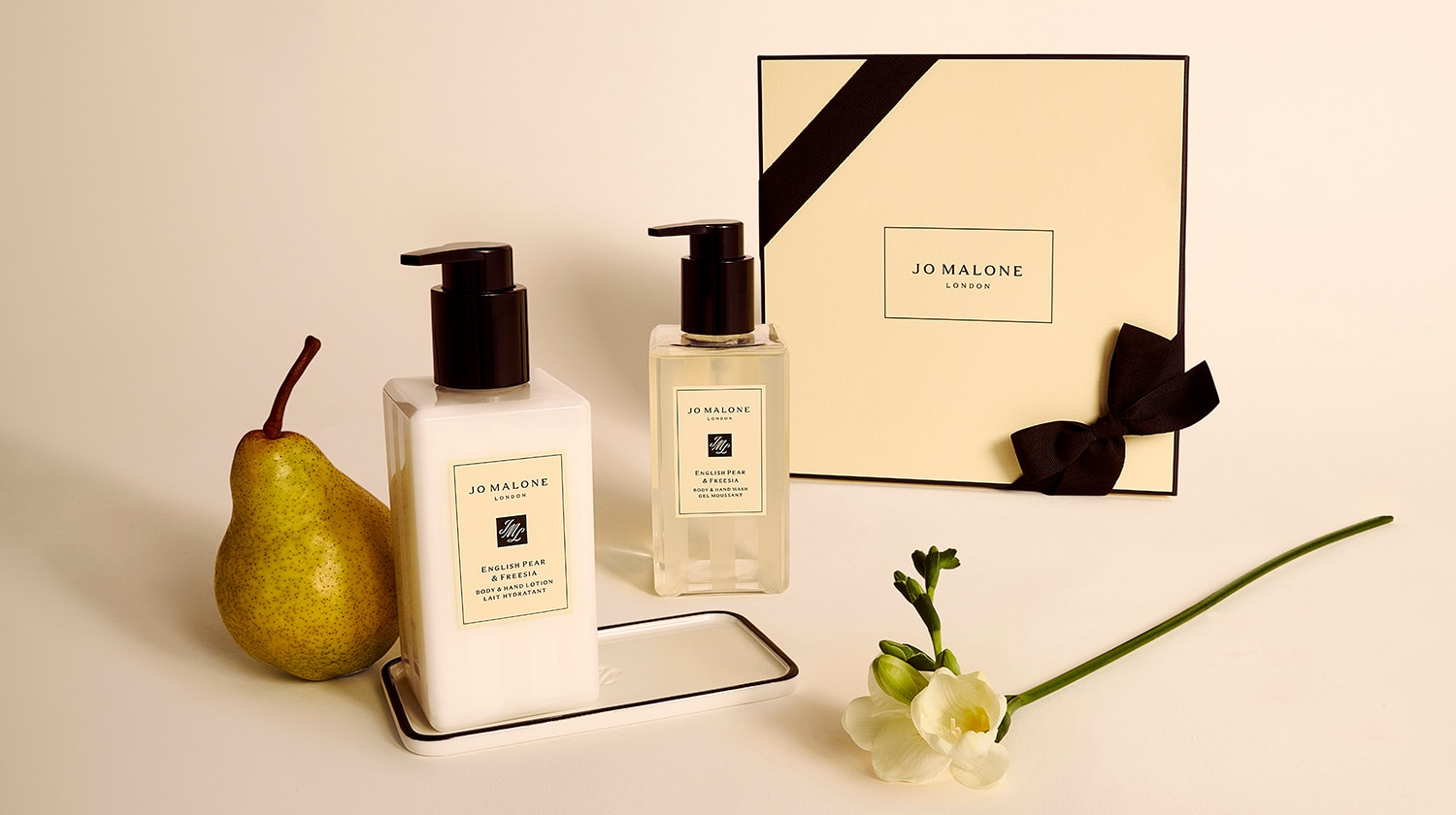 Jo Malone London Body & Hand Wash and Lotion on ceramic tray