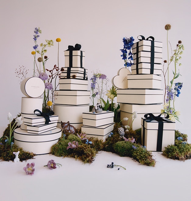 Jo Malone London Boxes Gift stack with flowers