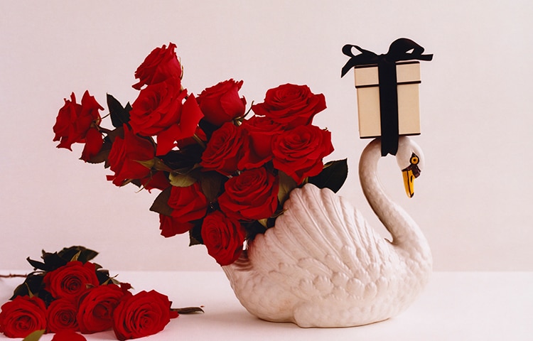 Ceramic White Swan and Red Roses with Jo Malone London Box